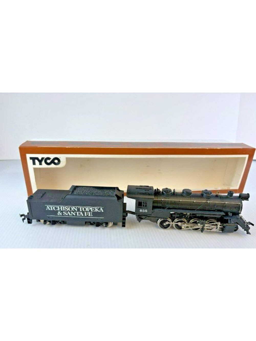 VTG 1970s Tyco Atchison Topeka & Santa Fe Locomotive & Tender 638 - HO Scale